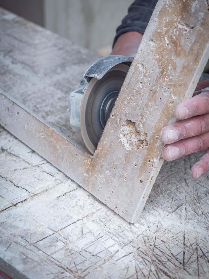 Decoupage carrelage à Brioude