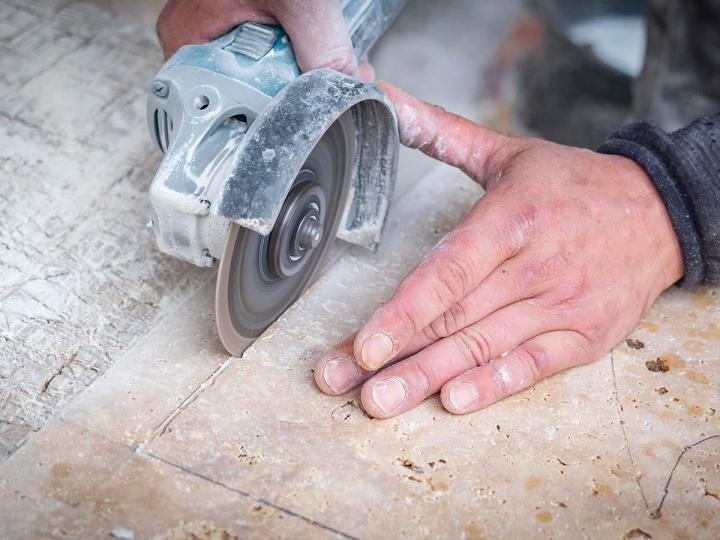 Travaux carrelage minutieux à Brioude